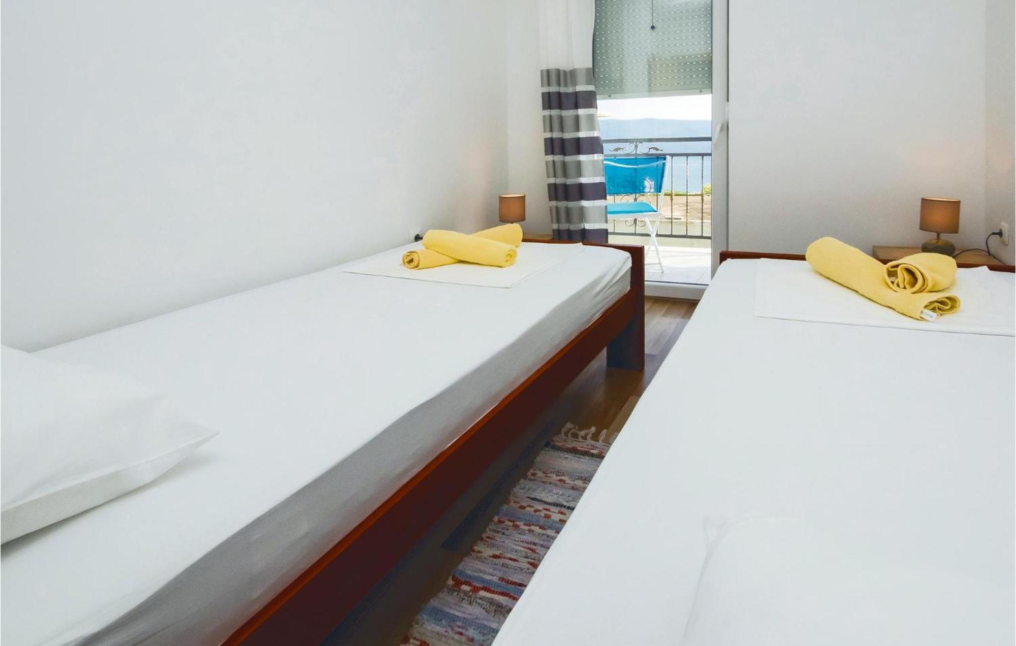 2 Bedroom Awesome Apartment In Mali Rat Sumpetar Екстериор снимка